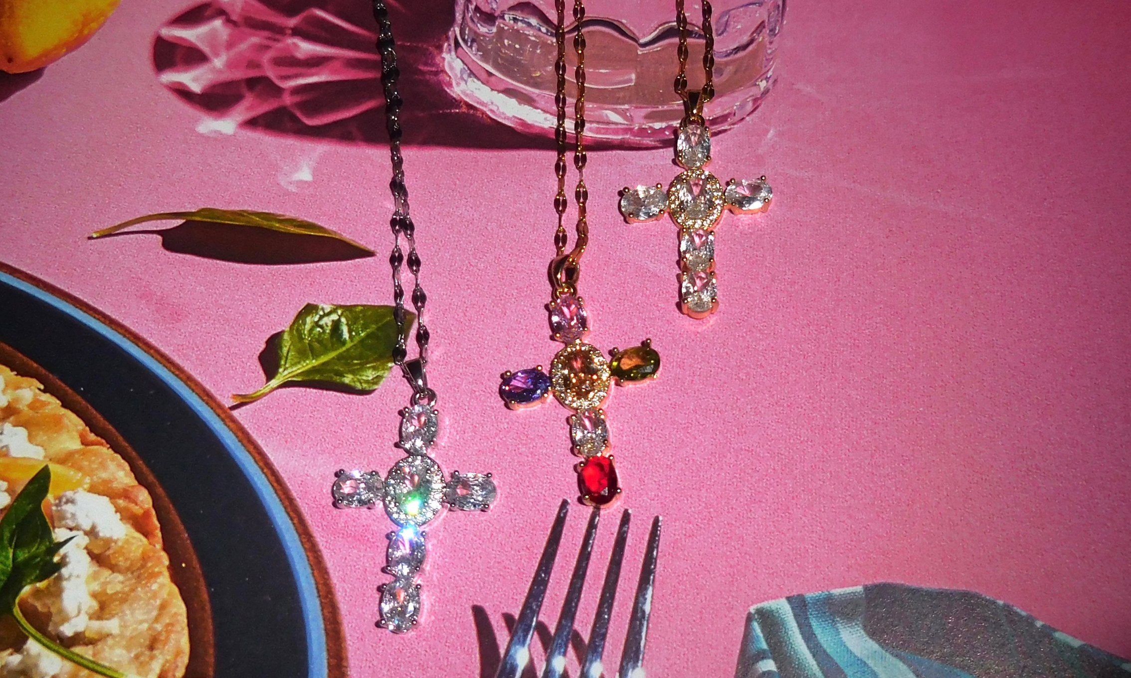 Necklace – 𝐇𝐨𝐧𝐞𝐲 𝐁𝐮𝐭𝐭𝐞𝐫 𝐍𝐢𝐧𝐞