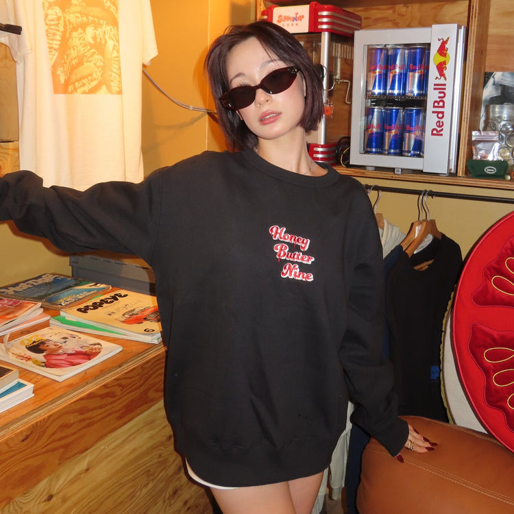 American diner sweat - 𝐇𝐨𝐧𝐞𝐲 𝐁𝐮𝐭𝐭𝐞𝐫 𝐍𝐢𝐧𝐞