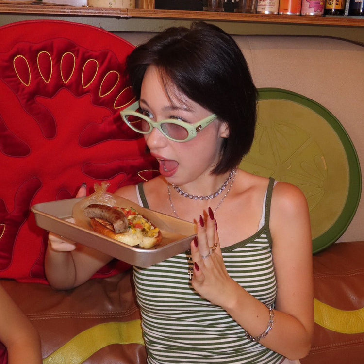 Avenu sunglasses - 𝐇𝐨𝐧𝐞𝐲 𝐁𝐮𝐭𝐭𝐞𝐫 𝐍𝐢𝐧𝐞