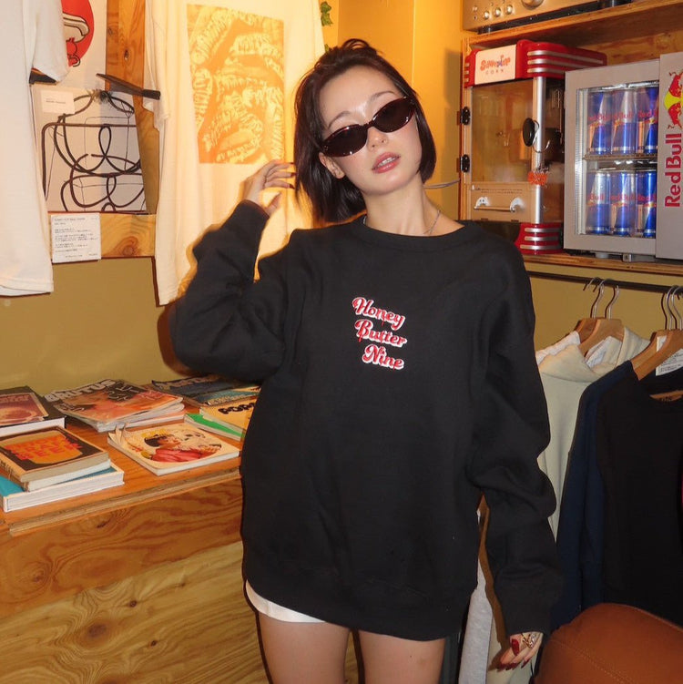 Avenu sunglasses - 𝐇𝐨𝐧𝐞𝐲 𝐁𝐮𝐭𝐭𝐞𝐫 𝐍𝐢𝐧𝐞