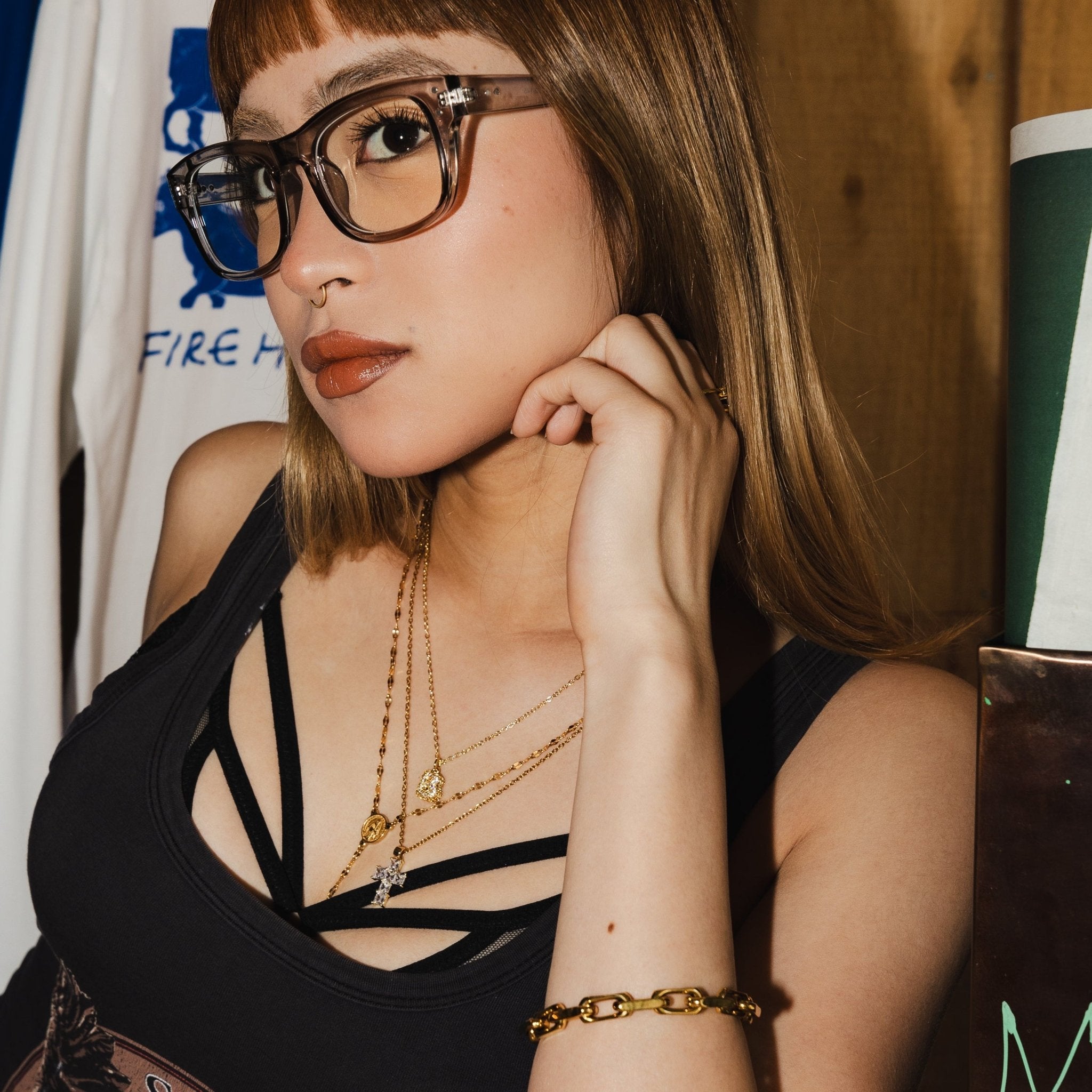 B charm necklace - 𝐇𝐨𝐧𝐞𝐲 𝐁𝐮𝐭𝐭𝐞𝐫 𝐍𝐢𝐧𝐞