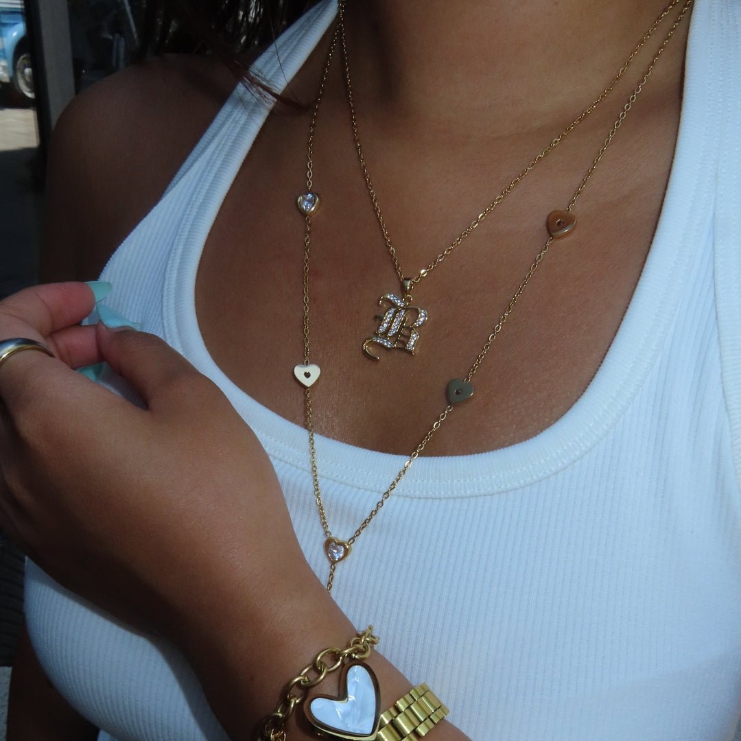 B fire necklace - 𝐇𝐨𝐧𝐞𝐲 𝐁𝐮𝐭𝐭𝐞𝐫 𝐍𝐢𝐧𝐞