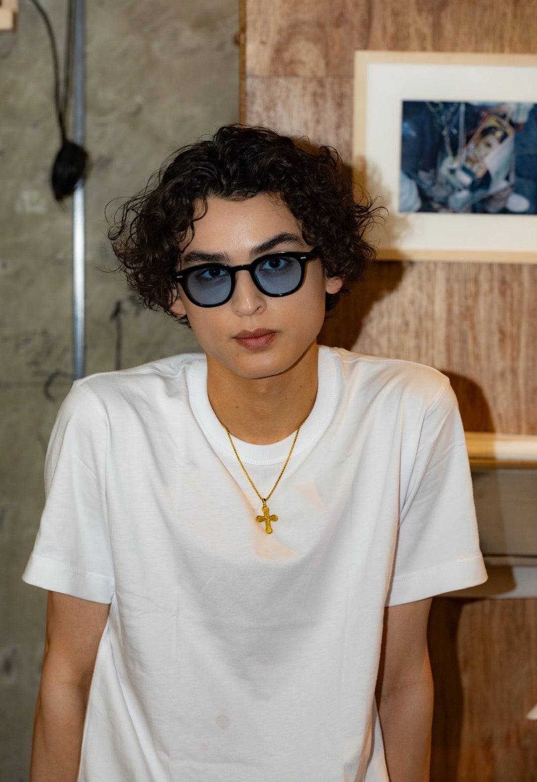 Blue lens sunglasses - 𝐇𝐨𝐧𝐞𝐲 𝐁𝐮𝐭𝐭𝐞𝐫 𝐍𝐢𝐧𝐞