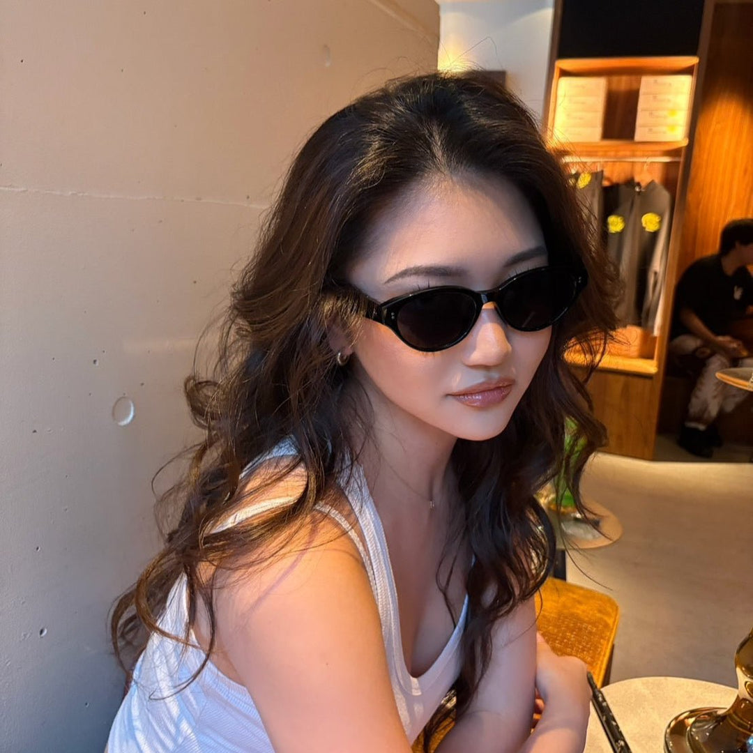 Bold flame sunglasses - 𝐇𝐨𝐧𝐞𝐲 𝐁𝐮𝐭𝐭𝐞𝐫 𝐍𝐢𝐧𝐞