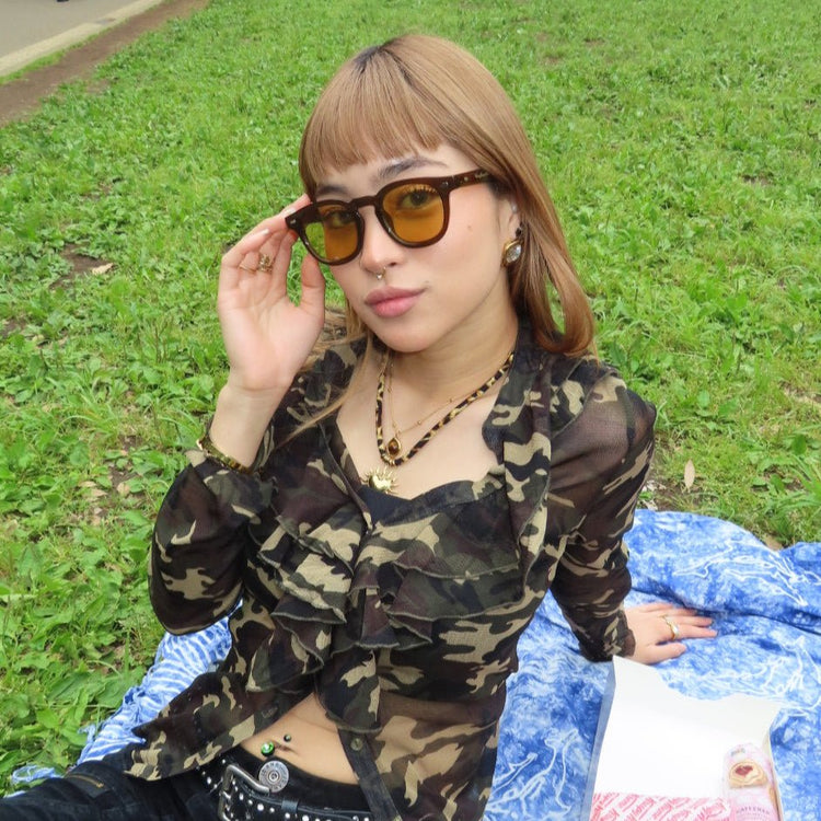 Brown Khaki sungalsses - 𝐇𝐨𝐧𝐞𝐲 𝐁𝐮𝐭𝐭𝐞𝐫 𝐍𝐢𝐧𝐞