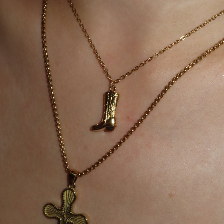 Carboy necklace - 𝐇𝐨𝐧𝐞𝐲 𝐁𝐮𝐭𝐭𝐞𝐫 𝐍𝐢𝐧𝐞