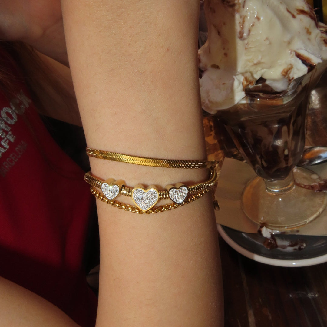 【ブレスレット】Casual bracelet - 𝐇𝐨𝐧𝐞𝐲 𝐁𝐮𝐭𝐭𝐞𝐫 𝐍𝐢𝐧𝐞