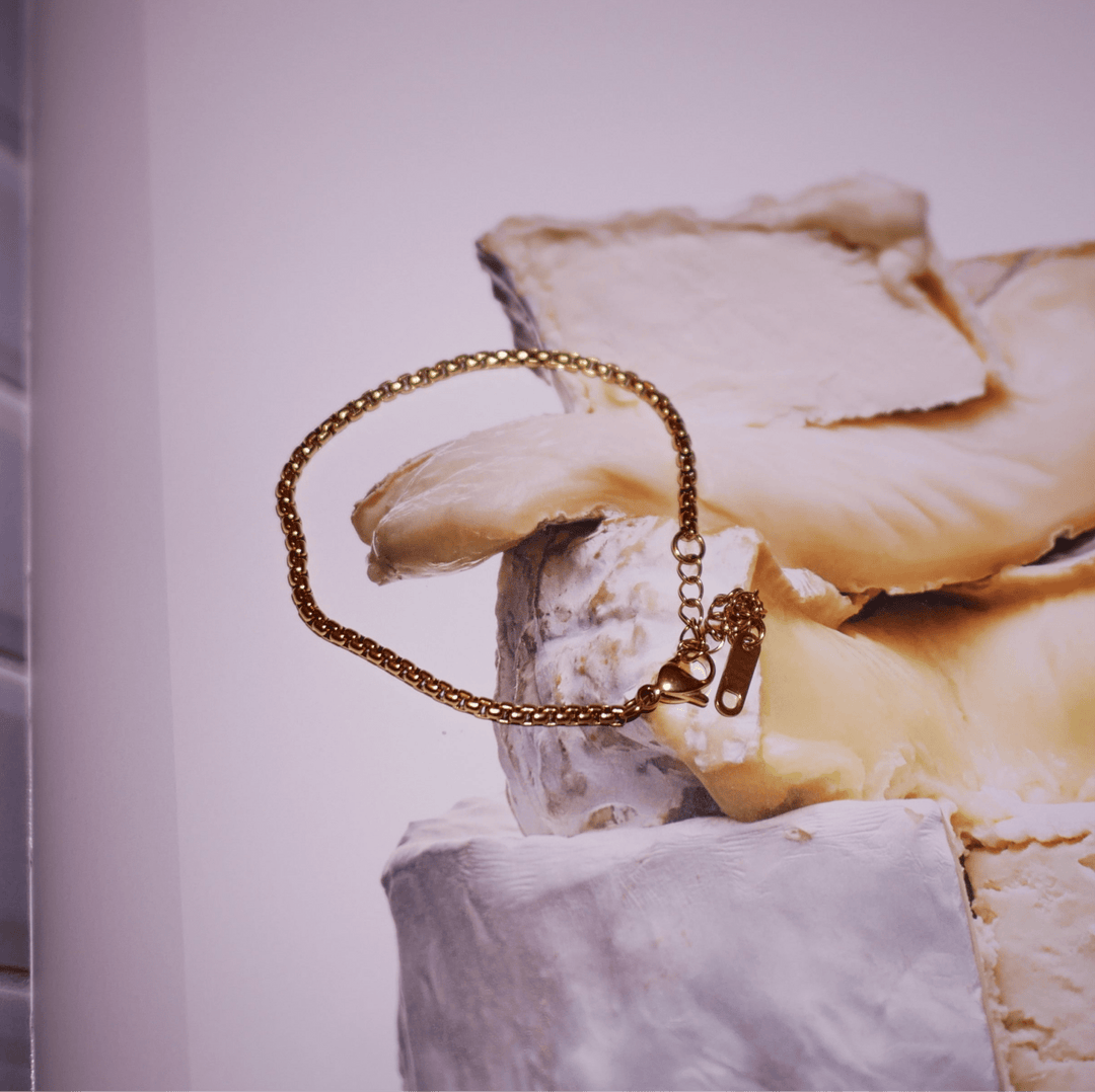 【ブレスレット】Casual bracelet - 𝐇𝐨𝐧𝐞𝐲 𝐁𝐮𝐭𝐭𝐞𝐫 𝐍𝐢𝐧𝐞