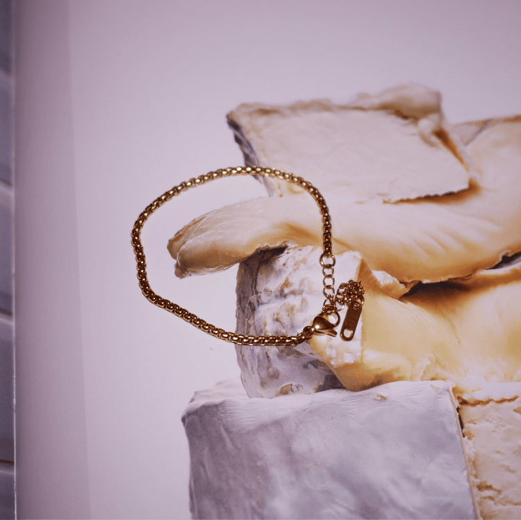 【ブレスレット】Casual bracelet - 𝐇𝐨𝐧𝐞𝐲 𝐁𝐮𝐭𝐭𝐞𝐫 𝐍𝐢𝐧𝐞