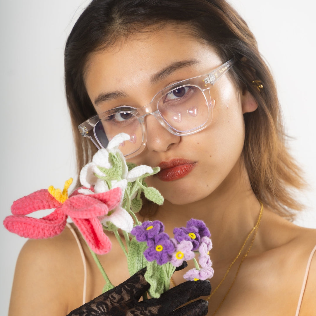 Casual clear sunglasses - 𝐇𝐨𝐧𝐞𝐲 𝐁𝐮𝐭𝐭𝐞𝐫 𝐍𝐢𝐧𝐞