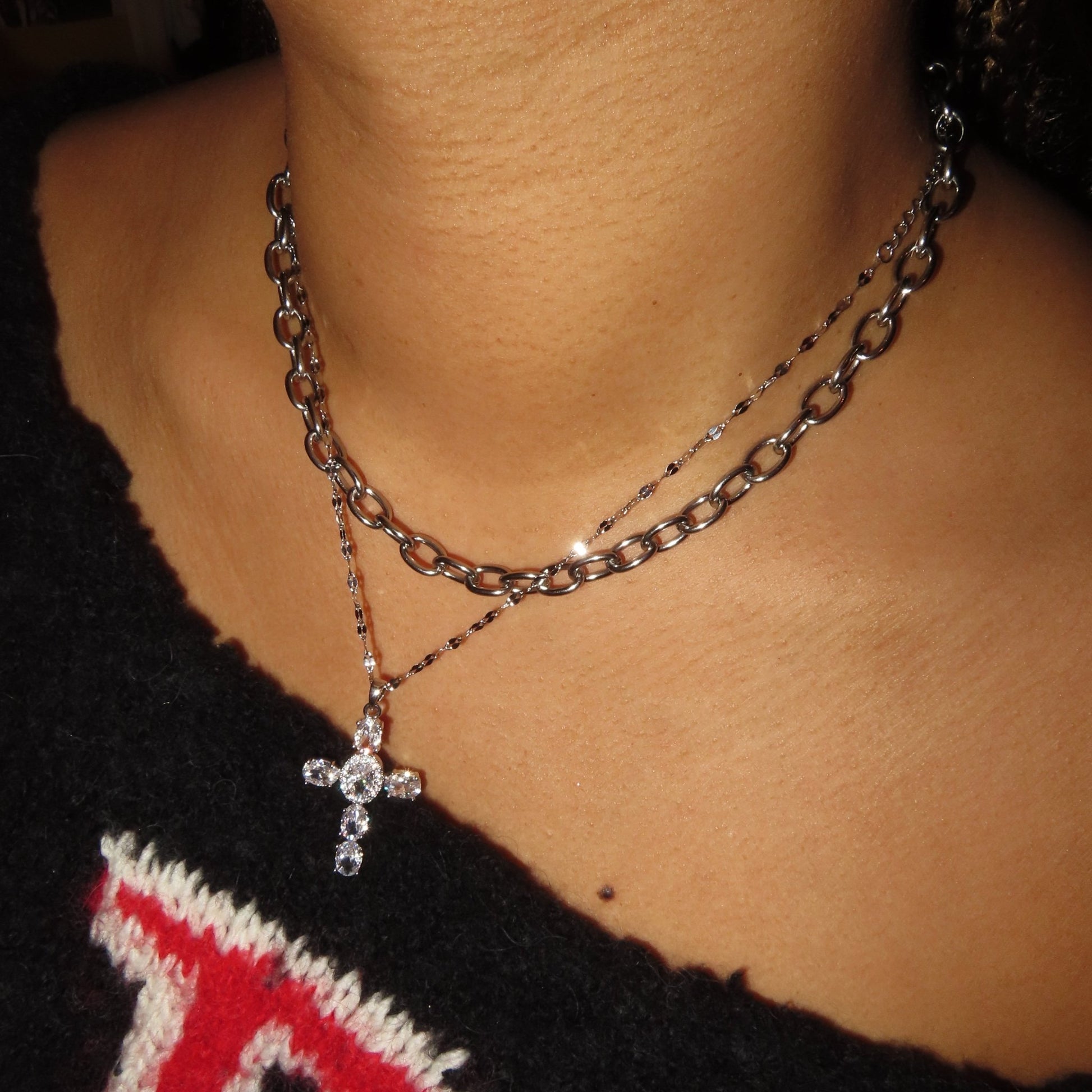 Chain necklace - 𝐇𝐨𝐧𝐞𝐲 𝐁𝐮𝐭𝐭𝐞𝐫 𝐍𝐢𝐧𝐞