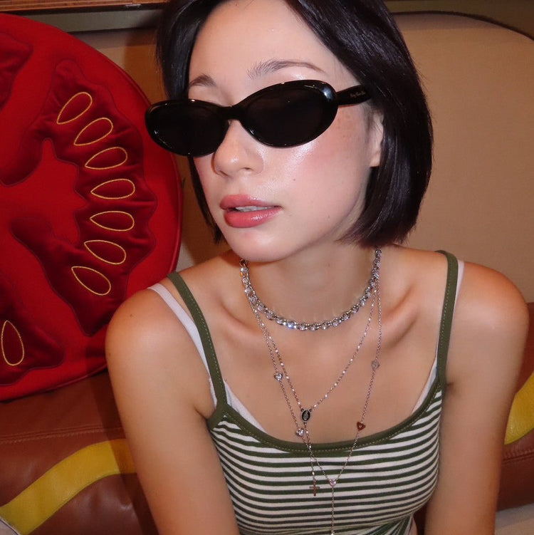 Choker glitter necklace - 𝐇𝐨𝐧𝐞𝐲 𝐁𝐮𝐭𝐭𝐞𝐫 𝐍𝐢𝐧𝐞