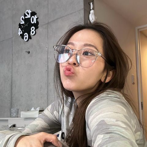 Clear flame glasses - 𝐇𝐨𝐧𝐞𝐲 𝐁𝐮𝐭𝐭𝐞𝐫 𝐍𝐢𝐧𝐞