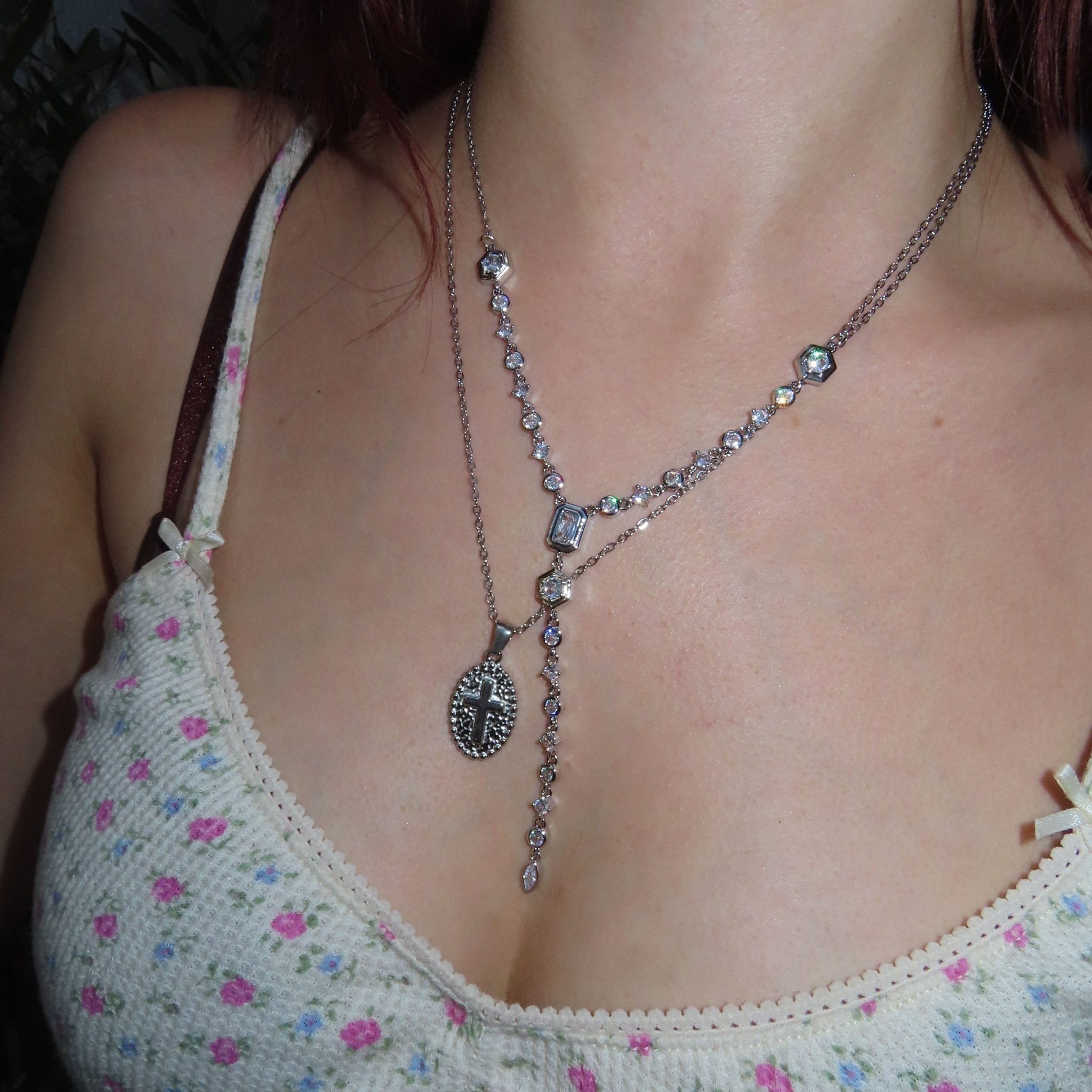 Coin jupi necklace - 𝐇𝐨𝐧𝐞𝐲 𝐁𝐮𝐭𝐭𝐞𝐫 𝐍𝐢𝐧𝐞