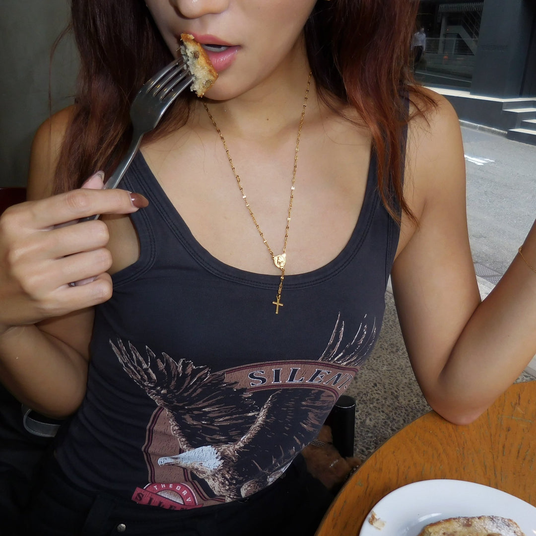 Cross coin necklace - 𝐇𝐨𝐧𝐞𝐲 𝐁𝐮𝐭𝐭𝐞𝐫 𝐍𝐢𝐧𝐞