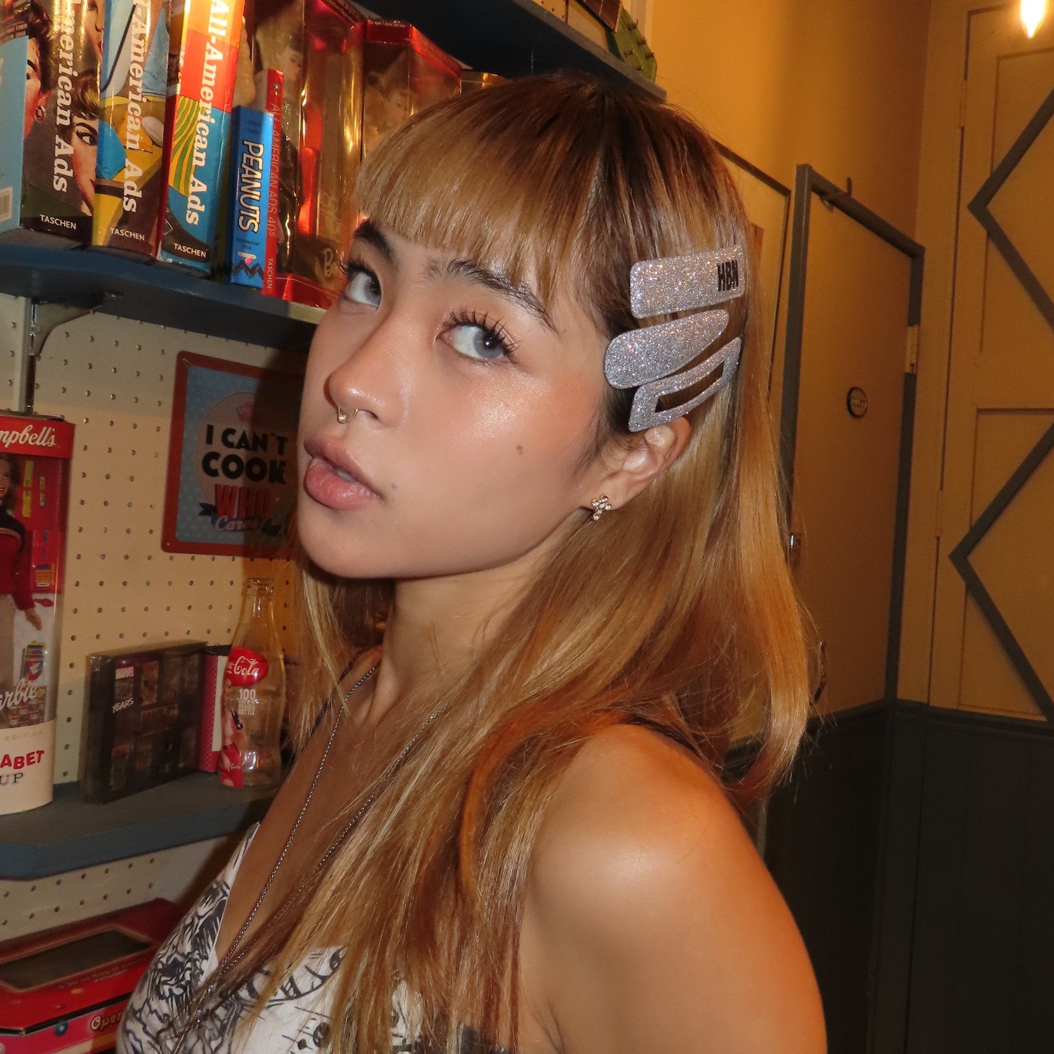 Cross pop pierce - 𝐇𝐨𝐧𝐞𝐲 𝐁𝐮𝐭𝐭𝐞𝐫 𝐍𝐢𝐧𝐞