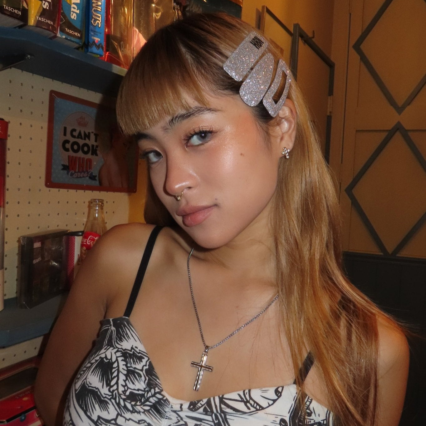 Cross pop pierce - 𝐇𝐨𝐧𝐞𝐲 𝐁𝐮𝐭𝐭𝐞𝐫 𝐍𝐢𝐧𝐞