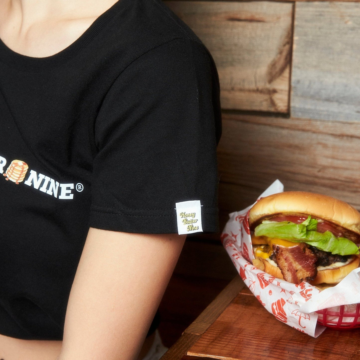 Diner T-Shirts🍴 - 𝐇𝐨𝐧𝐞𝐲 𝐁𝐮𝐭𝐭𝐞𝐫 𝐍𝐢𝐧𝐞