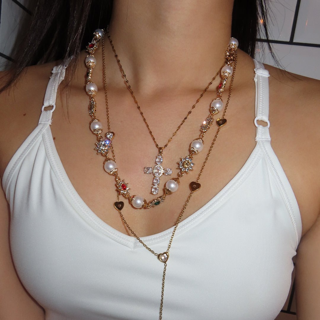 Glitter Pearl necklace - 𝐇𝐨𝐧𝐞𝐲 𝐁𝐮𝐭𝐭𝐞𝐫 𝐍𝐢𝐧𝐞
