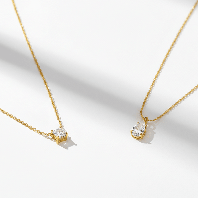 Glow stone necklace - 𝐇𝐨𝐧𝐞𝐲 𝐁𝐮𝐭𝐭𝐞𝐫 𝐍𝐢𝐧𝐞