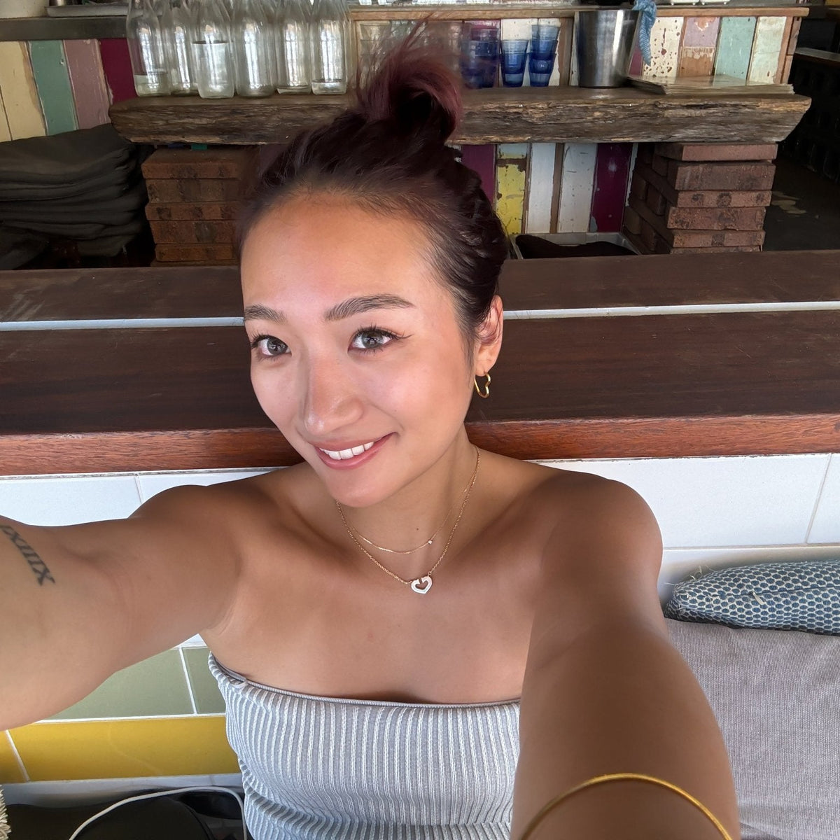 Heart hoop pierce - 𝐇𝐨𝐧𝐞𝐲 𝐁𝐮𝐭𝐭𝐞𝐫 𝐍𝐢𝐧𝐞