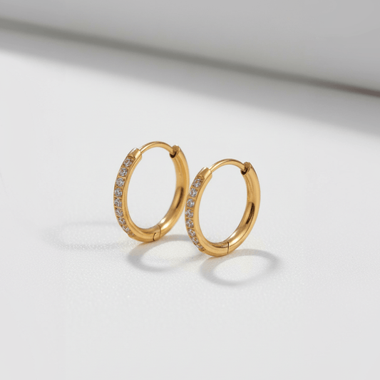 【ピアス】hoop glitter pierce - 𝐇𝐨𝐧𝐞𝐲 𝐁𝐮𝐭𝐭𝐞𝐫 𝐍𝐢𝐧𝐞