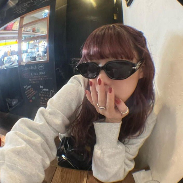 Line trapezoid sunglasses - 𝐇𝐨𝐧𝐞𝐲 𝐁𝐮𝐭𝐭𝐞𝐫 𝐍𝐢𝐧𝐞