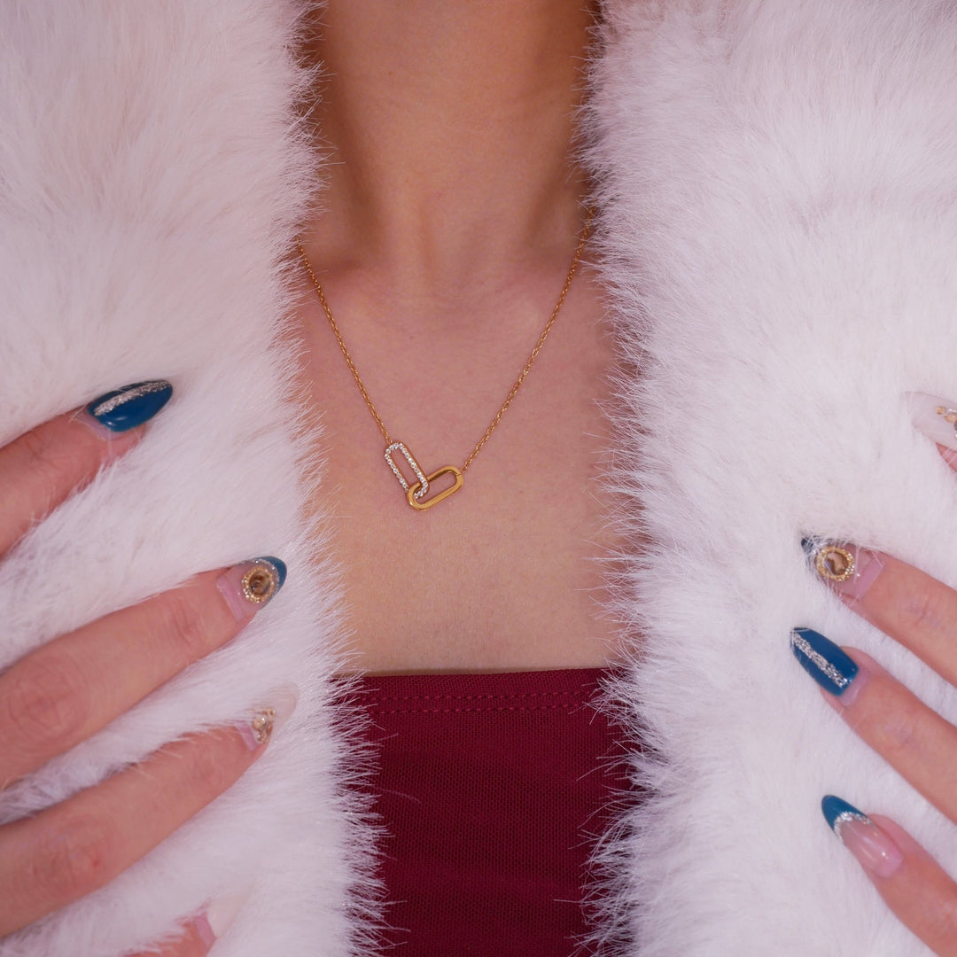 Link heart necklace - 𝐇𝐨𝐧𝐞𝐲 𝐁𝐮𝐭𝐭𝐞𝐫 𝐍𝐢𝐧𝐞