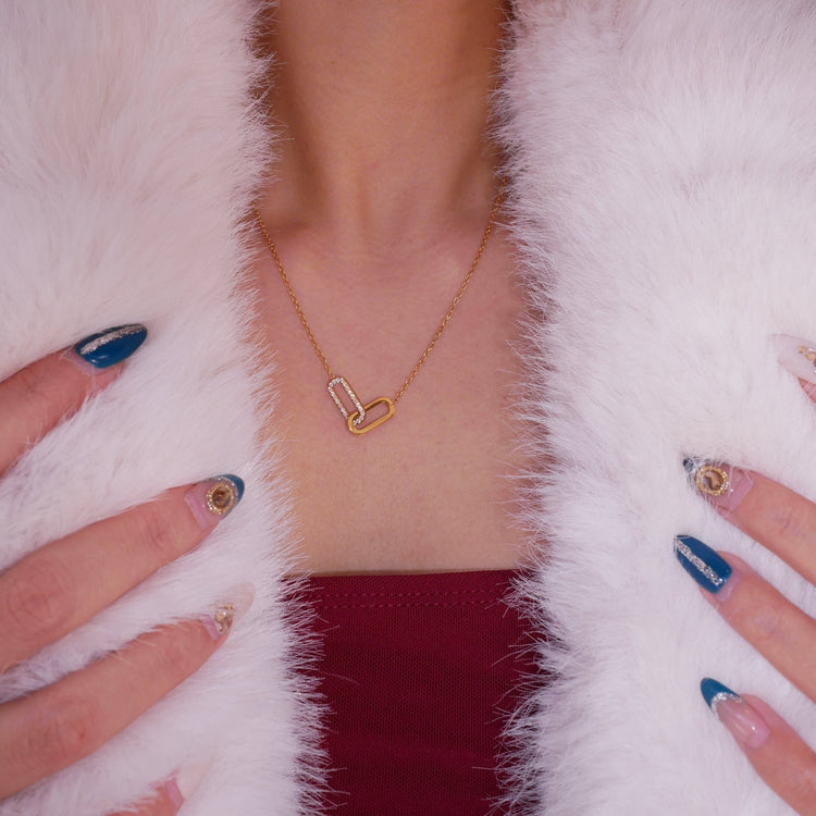 Link heart necklace - 𝐇𝐨𝐧𝐞𝐲 𝐁𝐮𝐭𝐭𝐞𝐫 𝐍𝐢𝐧𝐞