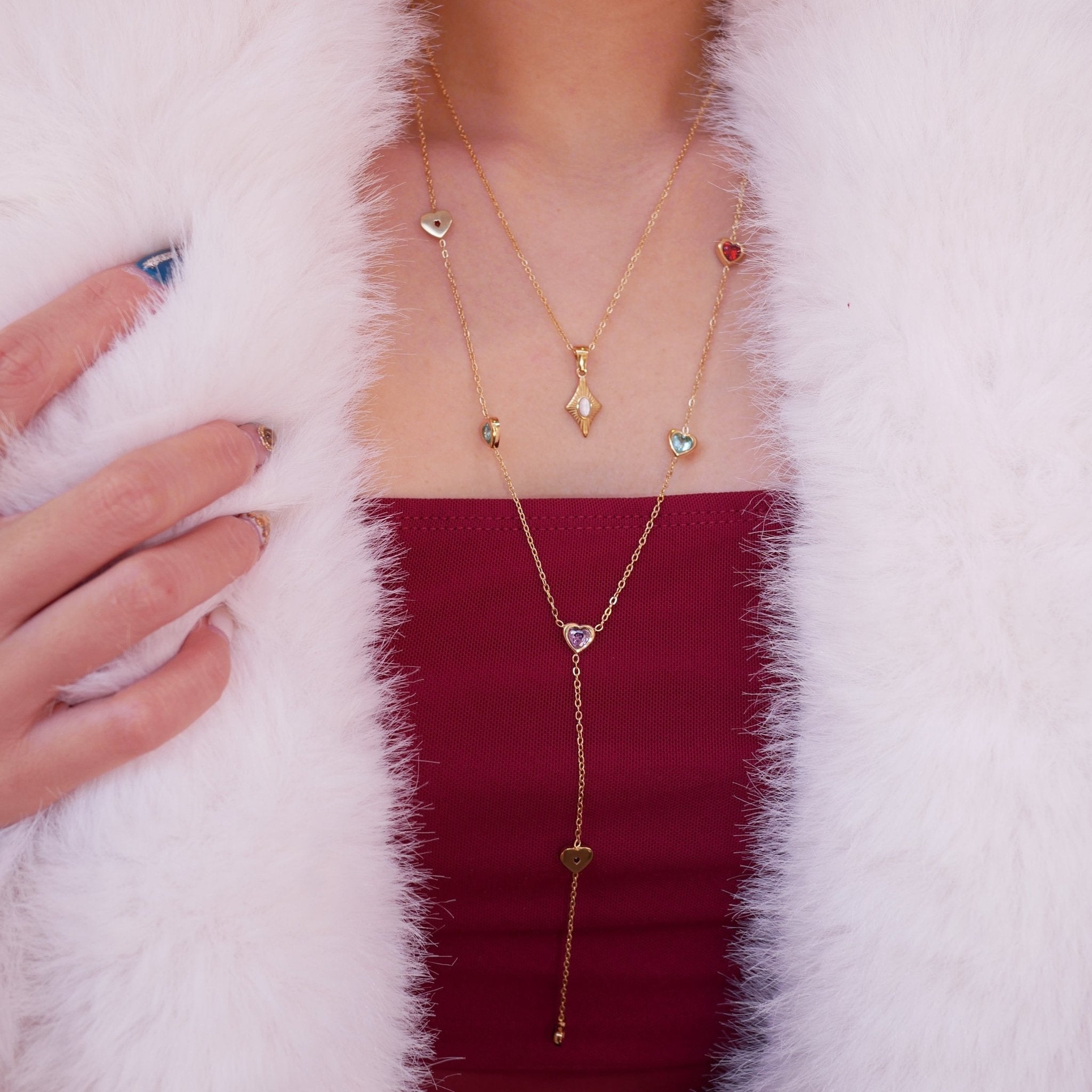 Long colorful heart necklace - 𝐇𝐨𝐧𝐞𝐲 𝐁𝐮𝐭𝐭𝐞𝐫 𝐍𝐢𝐧𝐞