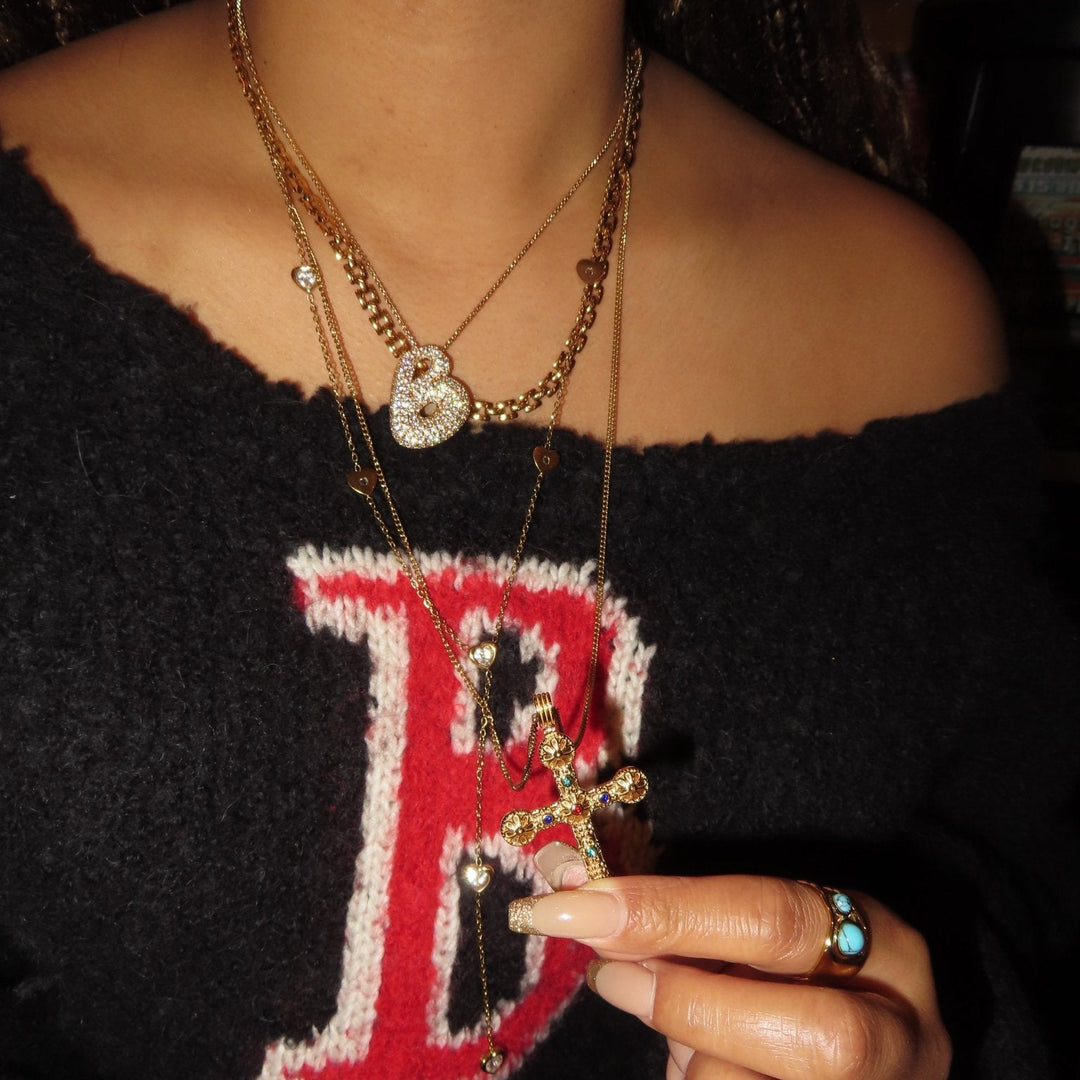 Long heart necklace - 𝐇𝐨𝐧𝐞𝐲 𝐁𝐮𝐭𝐭𝐞𝐫 𝐍𝐢𝐧𝐞