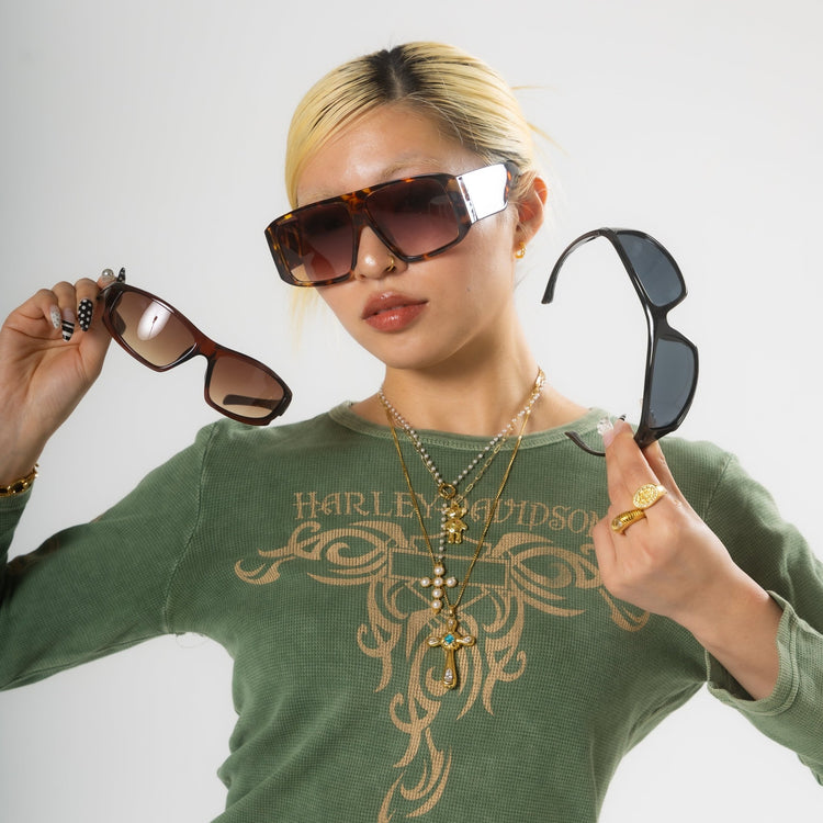 Love bear necklace - 𝐇𝐨𝐧𝐞𝐲 𝐁𝐮𝐭𝐭𝐞𝐫 𝐍𝐢𝐧𝐞