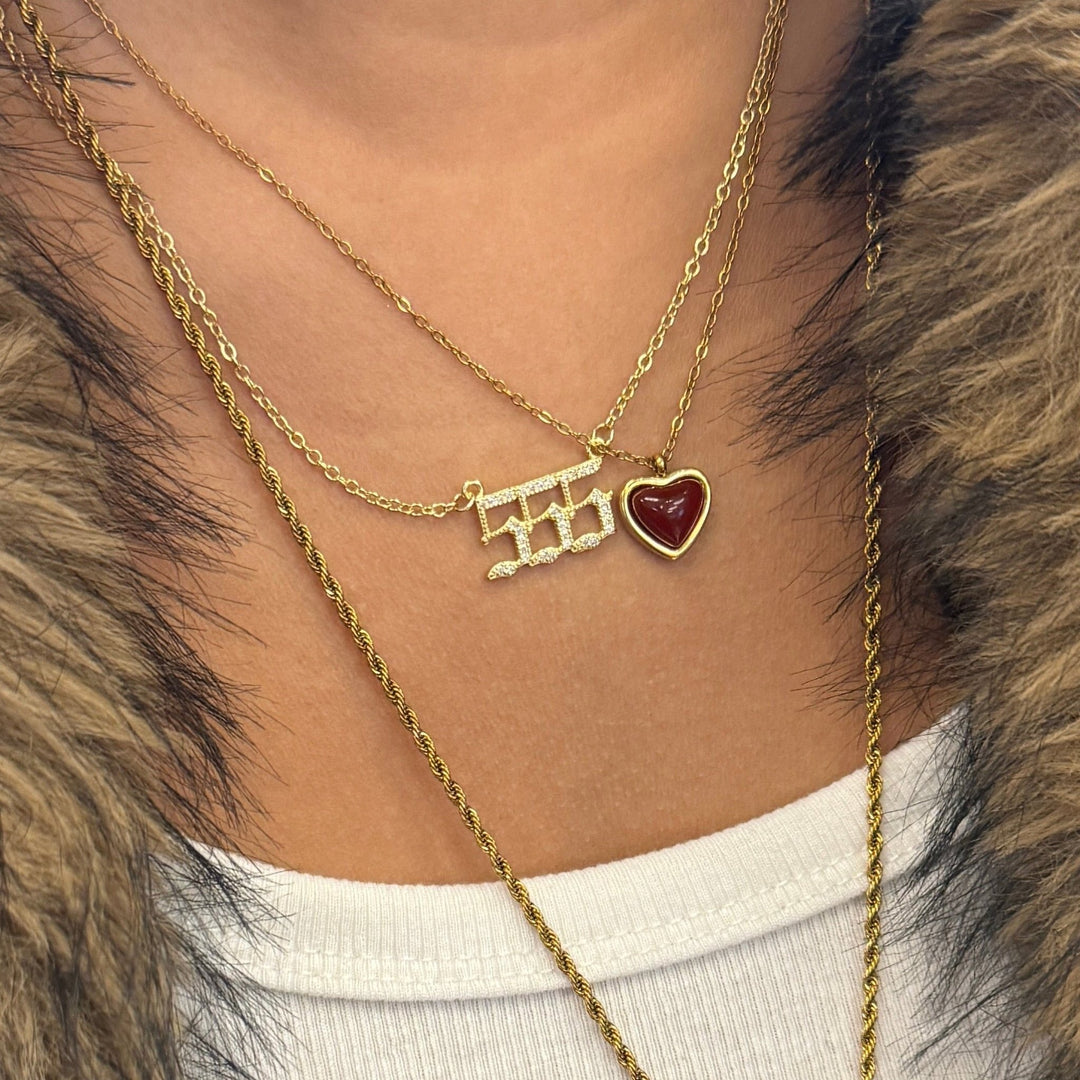 Lucky number necklace - 𝐇𝐨𝐧𝐞𝐲 𝐁𝐮𝐭𝐭𝐞𝐫 𝐍𝐢𝐧𝐞