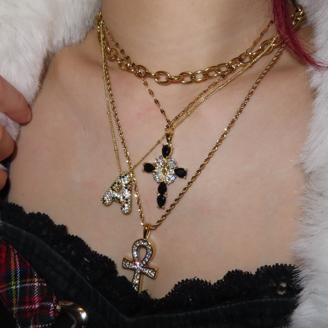 Maria necklace - 𝐇𝐨𝐧𝐞𝐲 𝐁𝐮𝐭𝐭𝐞𝐫 𝐍𝐢𝐧𝐞