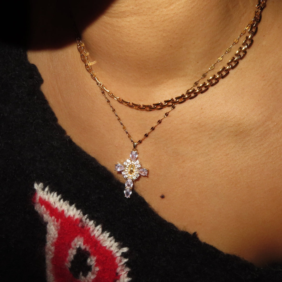 Maria necklace - 𝐇𝐨𝐧𝐞𝐲 𝐁𝐮𝐭𝐭𝐞𝐫 𝐍𝐢𝐧𝐞