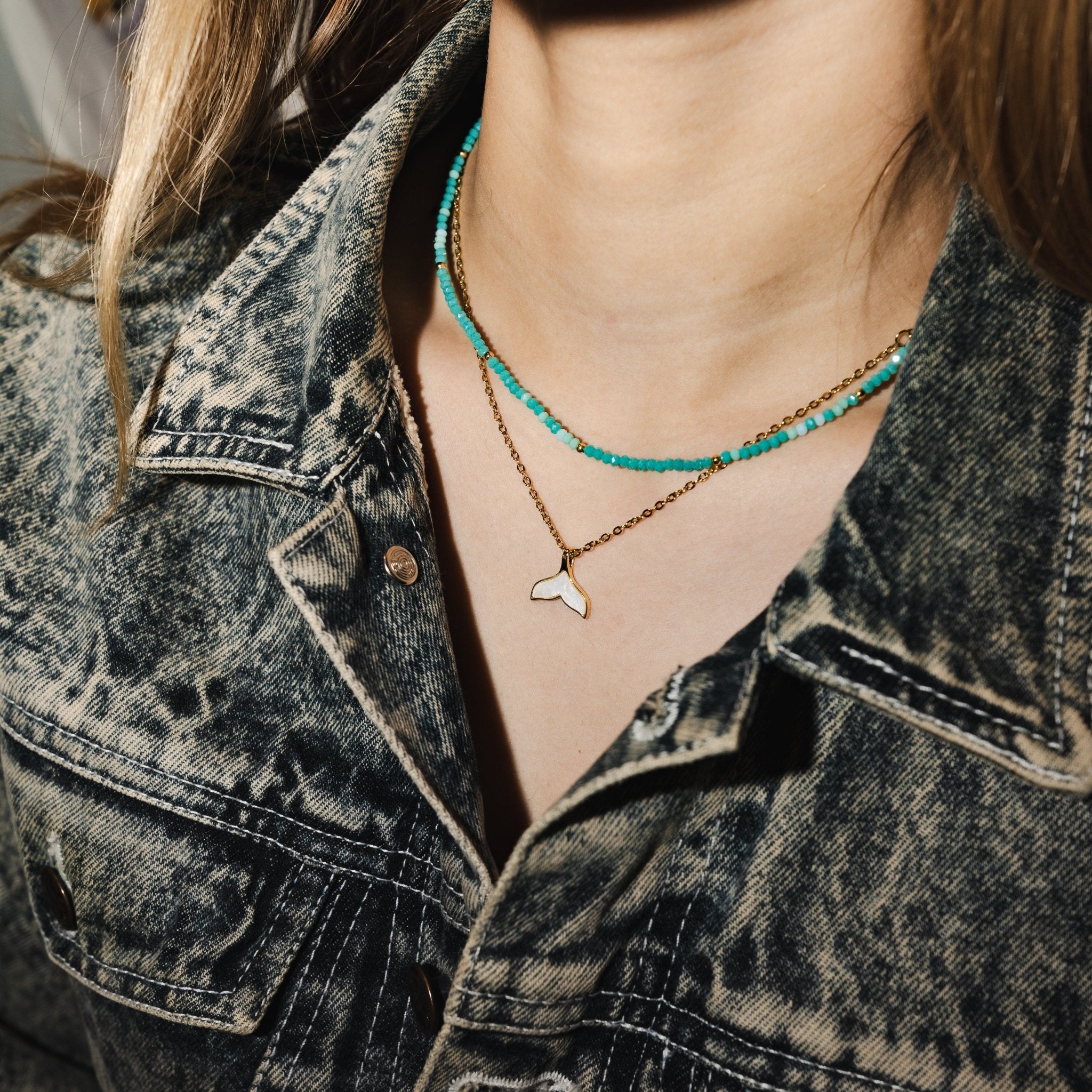Mermaid tail necklace - 𝐇𝐨𝐧𝐞𝐲 𝐁𝐮𝐭𝐭𝐞𝐫 𝐍𝐢𝐧𝐞