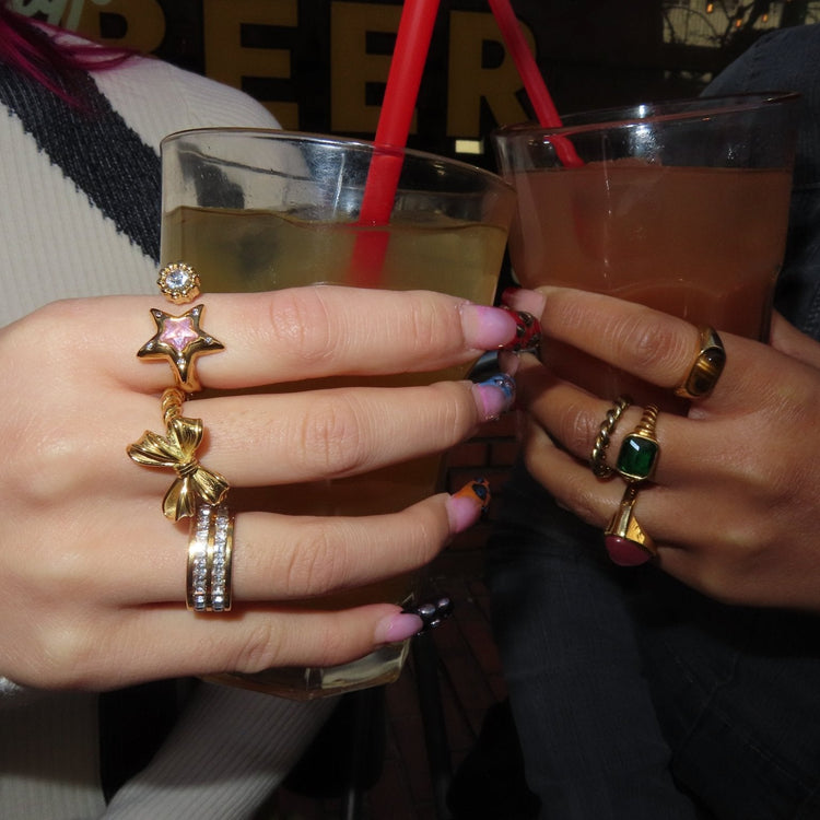 【リング】Metal ring - 𝐇𝐨𝐧𝐞𝐲 𝐁𝐮𝐭𝐭𝐞𝐫 𝐍𝐢𝐧𝐞