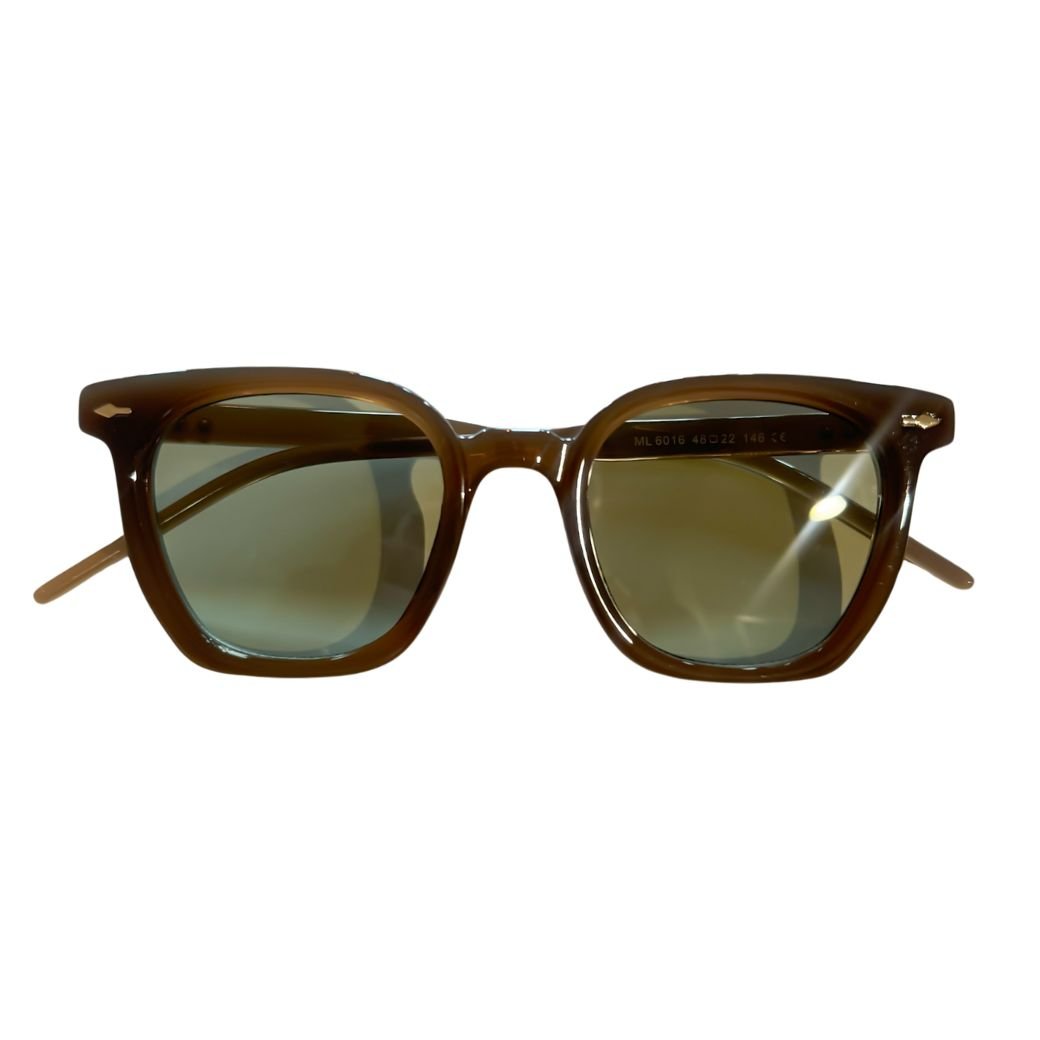 Modern sunglasses - 𝐇𝐨𝐧𝐞𝐲 𝐁𝐮𝐭𝐭𝐞𝐫 𝐍𝐢𝐧𝐞