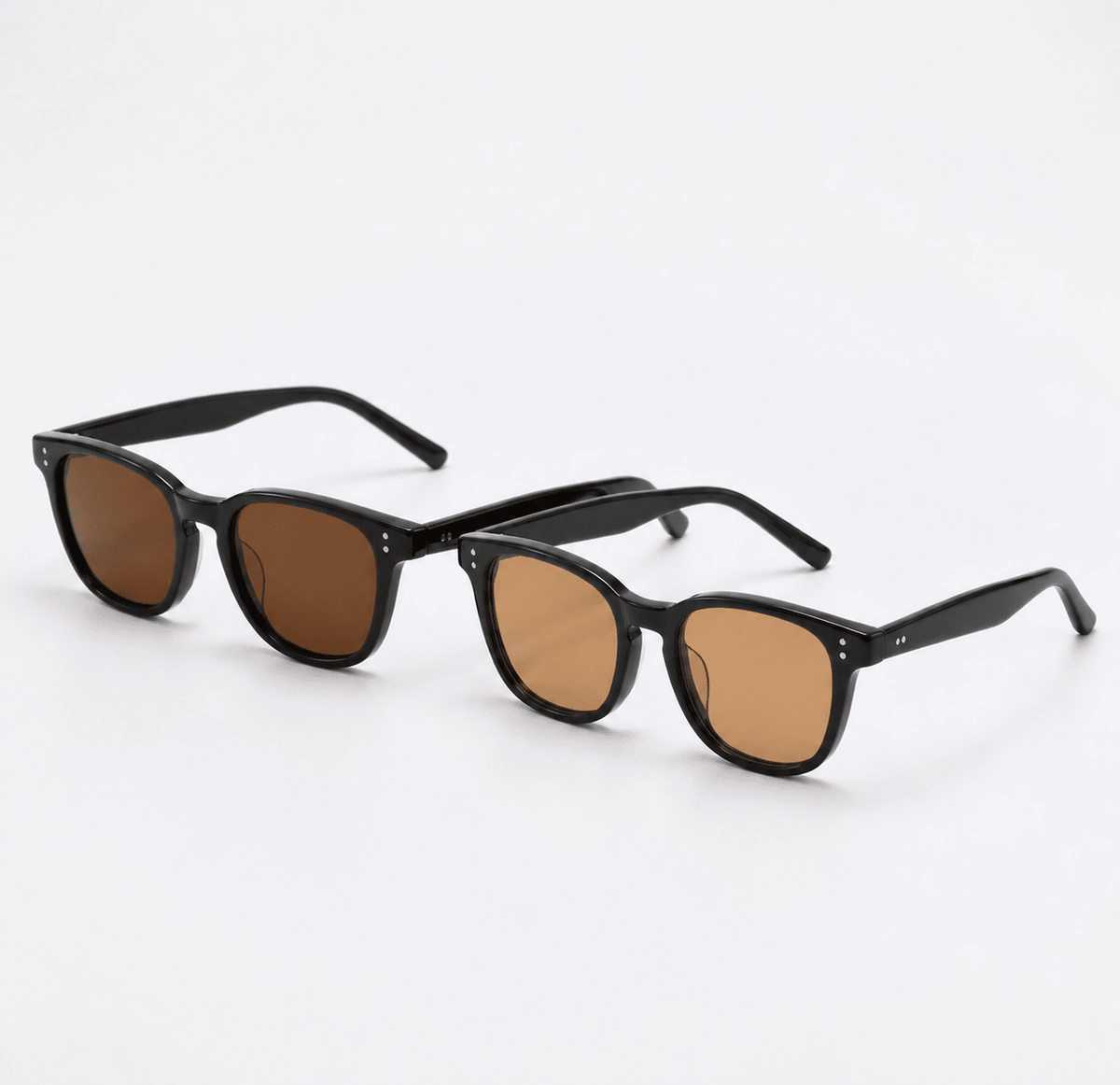 Mood square sunglasses - 𝐇𝐨𝐧𝐞𝐲 𝐁𝐮𝐭𝐭𝐞𝐫 𝐍𝐢𝐧𝐞