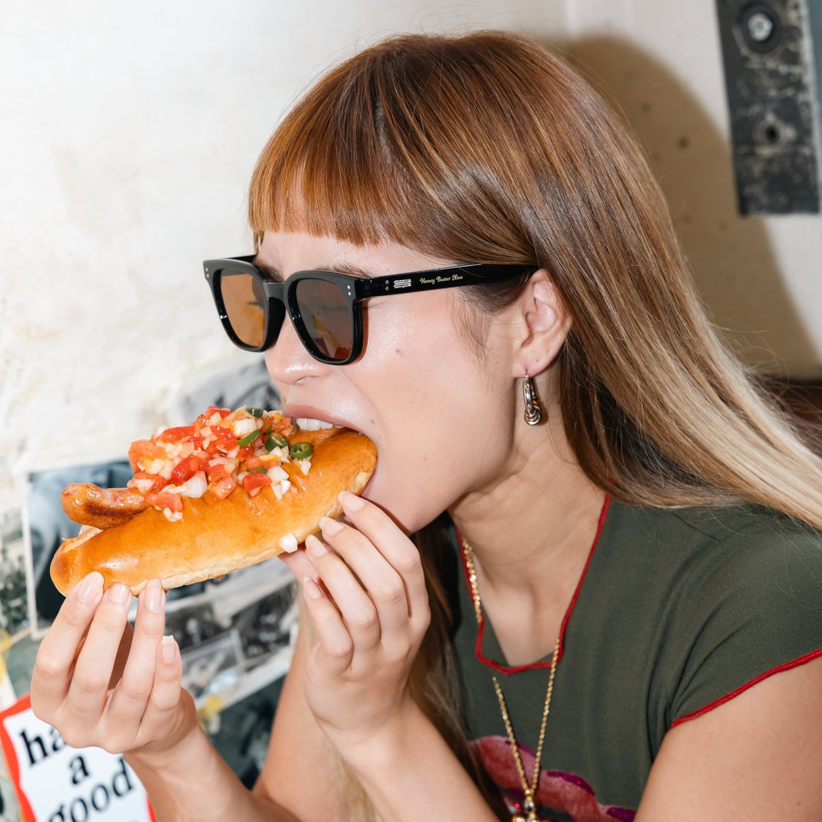 Mood square sunglasses - 𝐇𝐨𝐧𝐞𝐲 𝐁𝐮𝐭𝐭𝐞𝐫 𝐍𝐢𝐧𝐞