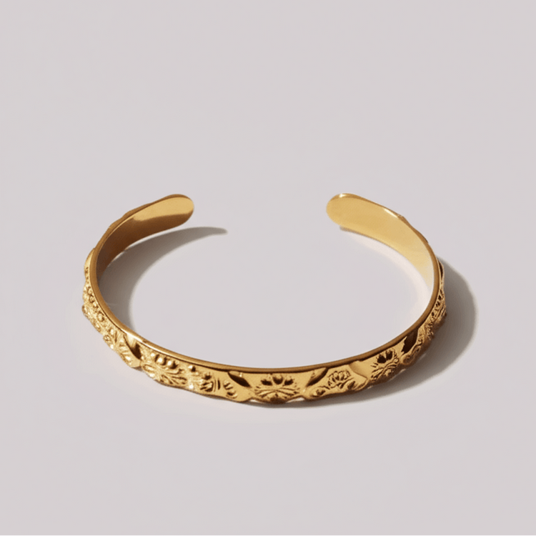 【ブレスレット】Moon bangle - 𝐇𝐨𝐧𝐞𝐲 𝐁𝐮𝐭𝐭𝐞𝐫 𝐍𝐢𝐧𝐞