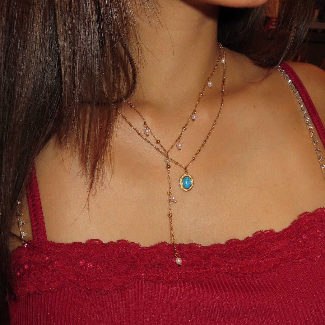 Pills turquoise necklace - 𝐇𝐨𝐧𝐞𝐲 𝐁𝐮𝐭𝐭𝐞𝐫 𝐍𝐢𝐧𝐞