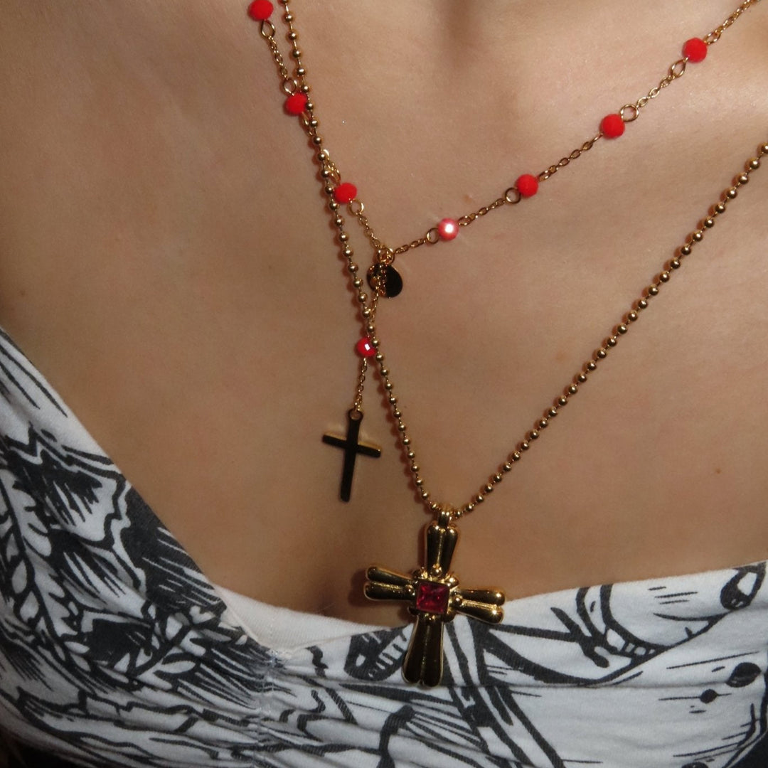 Red Y necklace - 𝐇𝐨𝐧𝐞𝐲 𝐁𝐮𝐭𝐭𝐞𝐫 𝐍𝐢𝐧𝐞