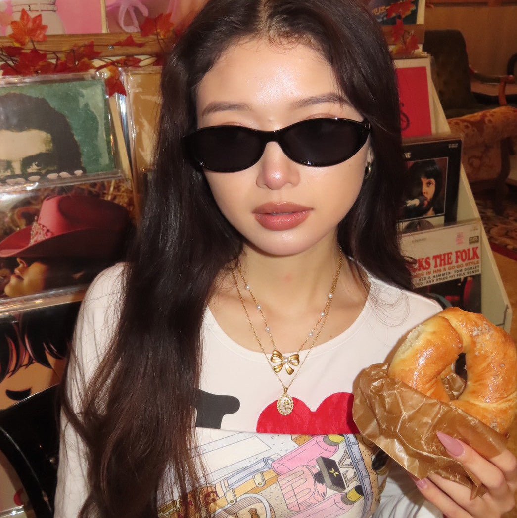 Ribbon pearl necklace - 𝐇𝐨𝐧𝐞𝐲 𝐁𝐮𝐭𝐭𝐞𝐫 𝐍𝐢𝐧𝐞