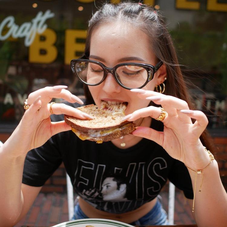 Round cutie glasses - 𝐇𝐨𝐧𝐞𝐲 𝐁𝐮𝐭𝐭𝐞𝐫 𝐍𝐢𝐧𝐞