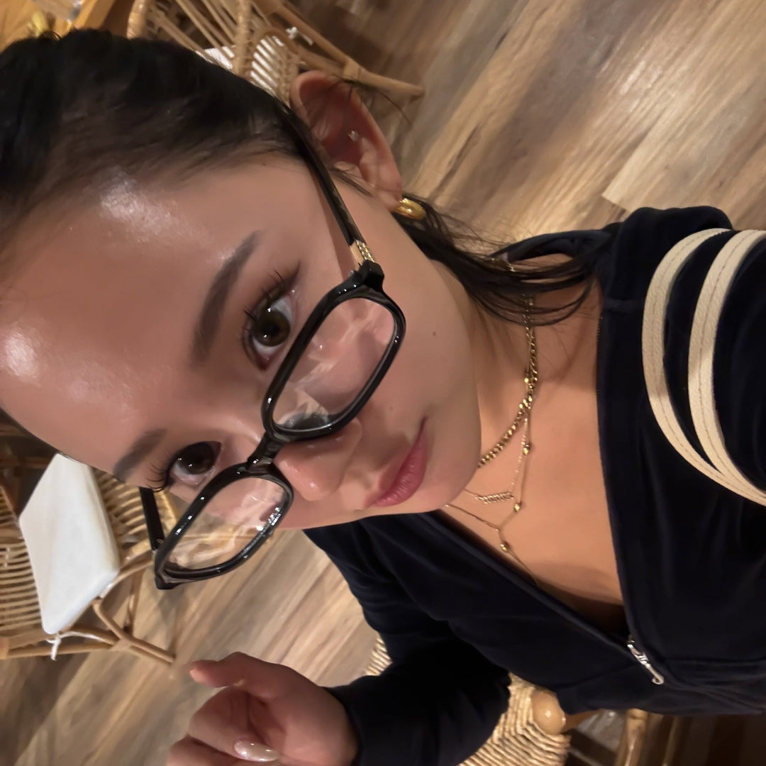 Round fit glasses - 𝐇𝐨𝐧𝐞𝐲 𝐁𝐮𝐭𝐭𝐞𝐫 𝐍𝐢𝐧𝐞