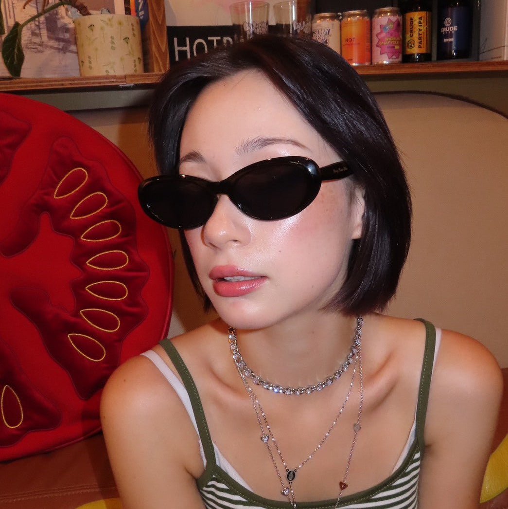 Round lit sunglasses - 𝐇𝐨𝐧𝐞𝐲 𝐁𝐮𝐭𝐭𝐞𝐫 𝐍𝐢𝐧𝐞