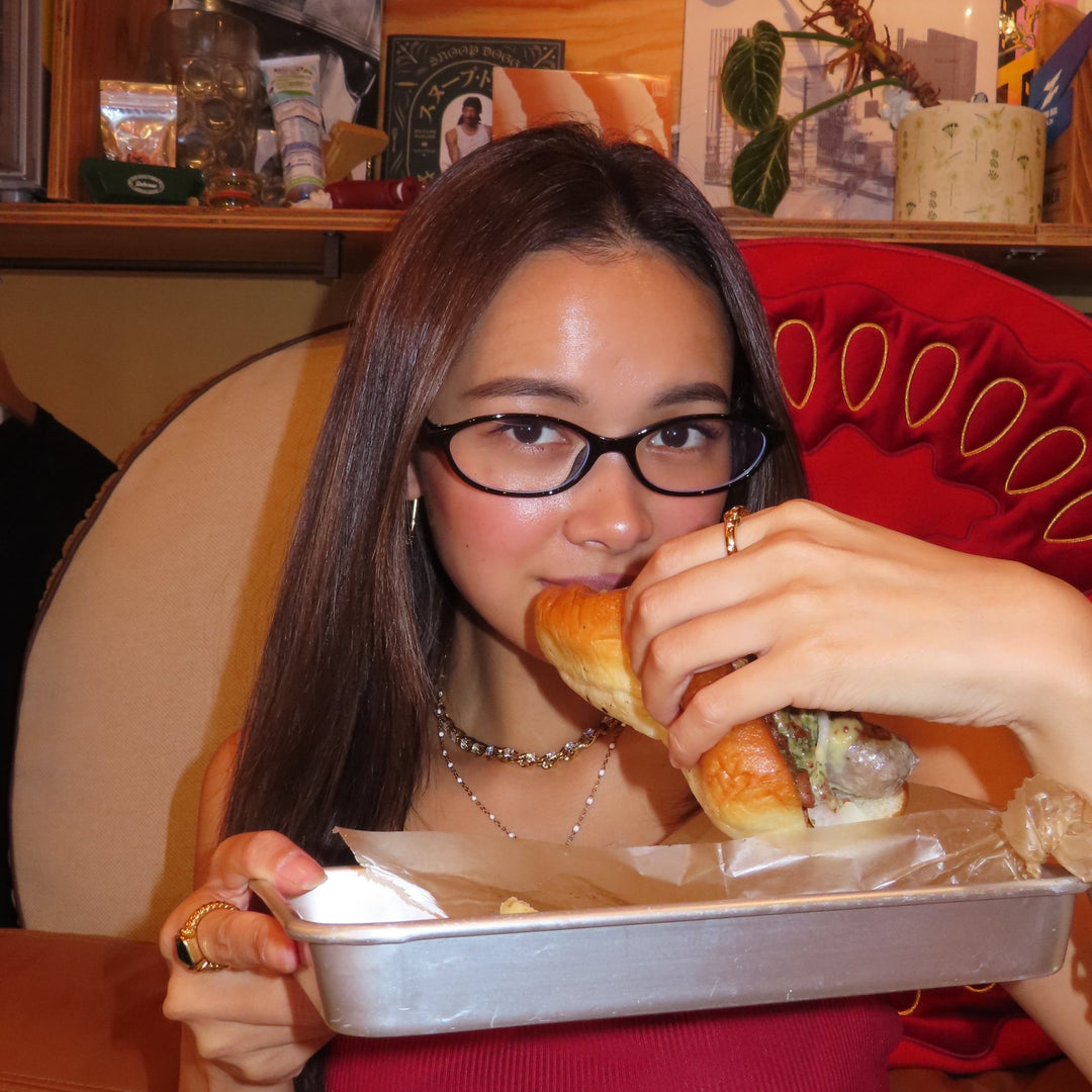 Round thin glasses - 𝐇𝐨𝐧𝐞𝐲 𝐁𝐮𝐭𝐭𝐞𝐫 𝐍𝐢𝐧𝐞