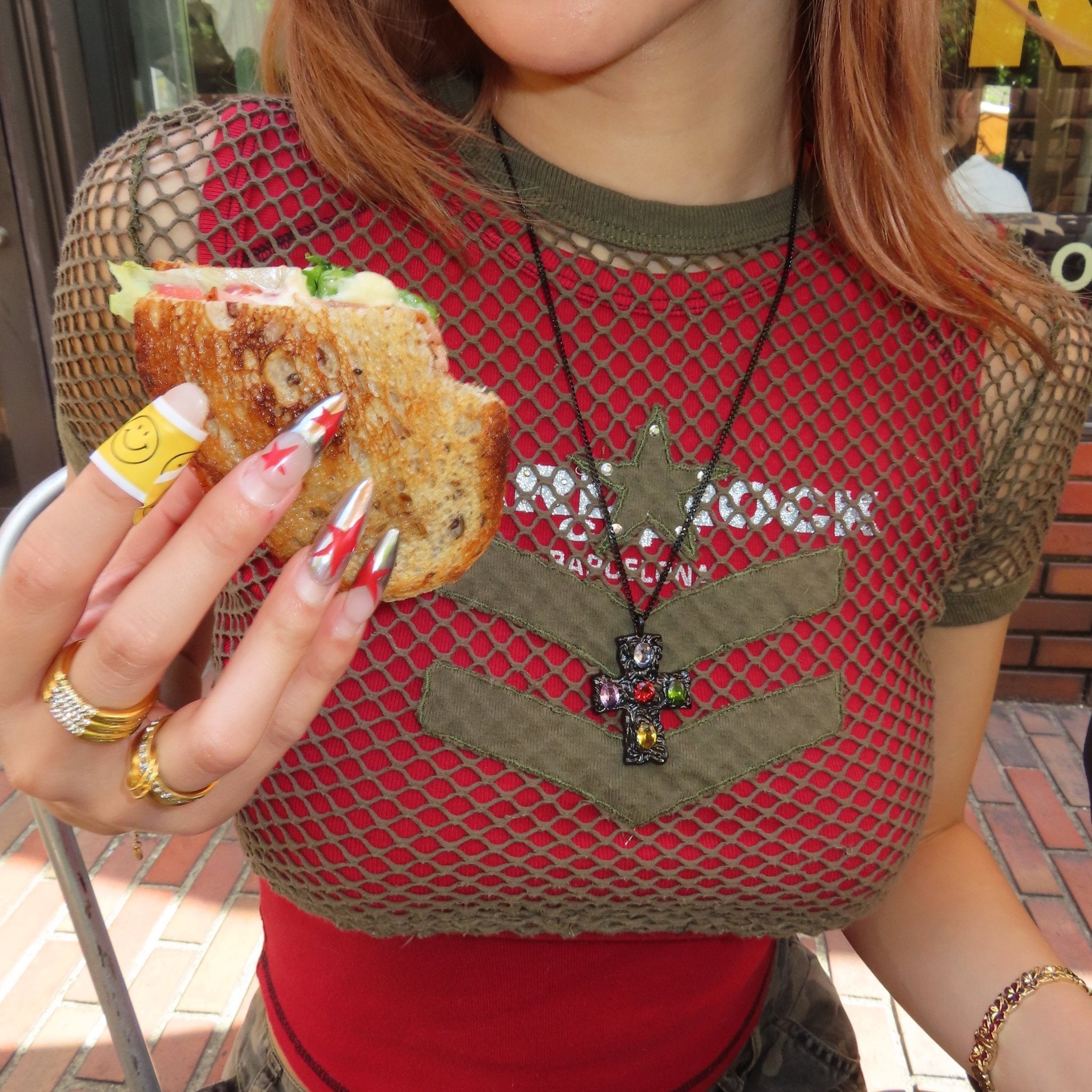 Royal cross necklace - 𝐇𝐨𝐧𝐞𝐲 𝐁𝐮𝐭𝐭𝐞𝐫 𝐍𝐢𝐧𝐞