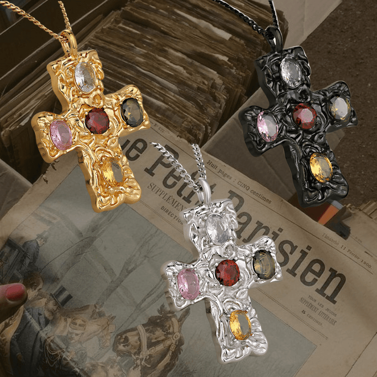 Royal cross necklace - 𝐇𝐨𝐧𝐞𝐲 𝐁𝐮𝐭𝐭𝐞𝐫 𝐍𝐢𝐧𝐞